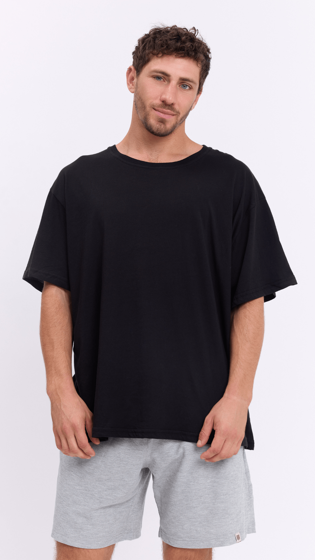 Basic Black - Oversize T-Shirt - GONSURFING