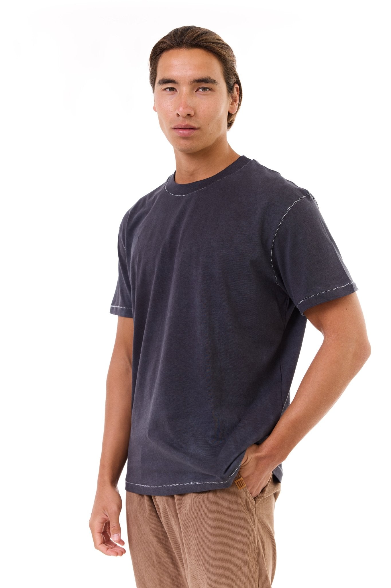 Black wash - stitches t-shirt - GONSURFING