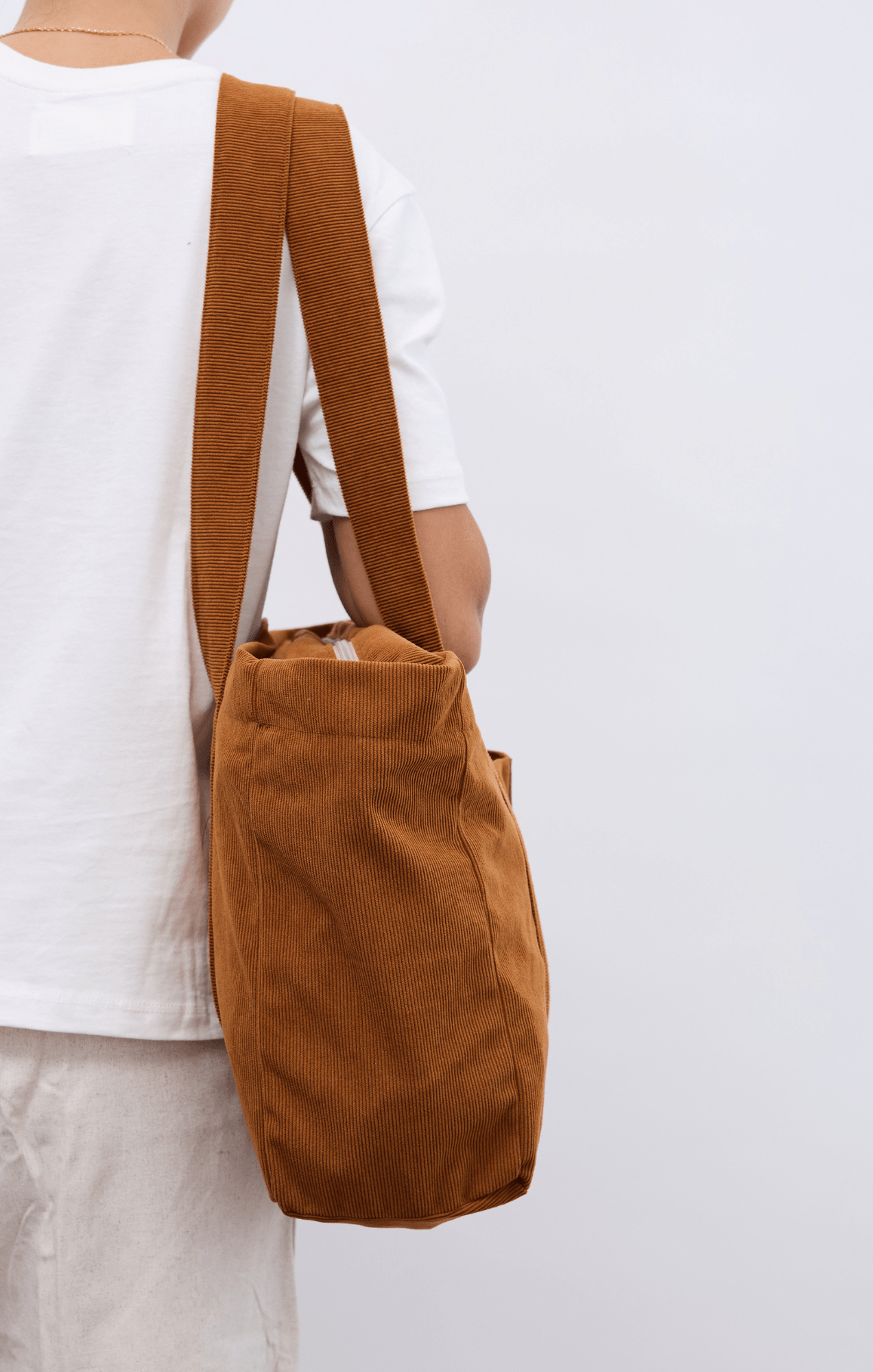 Brown - Corduroy Bag - GONSURFING