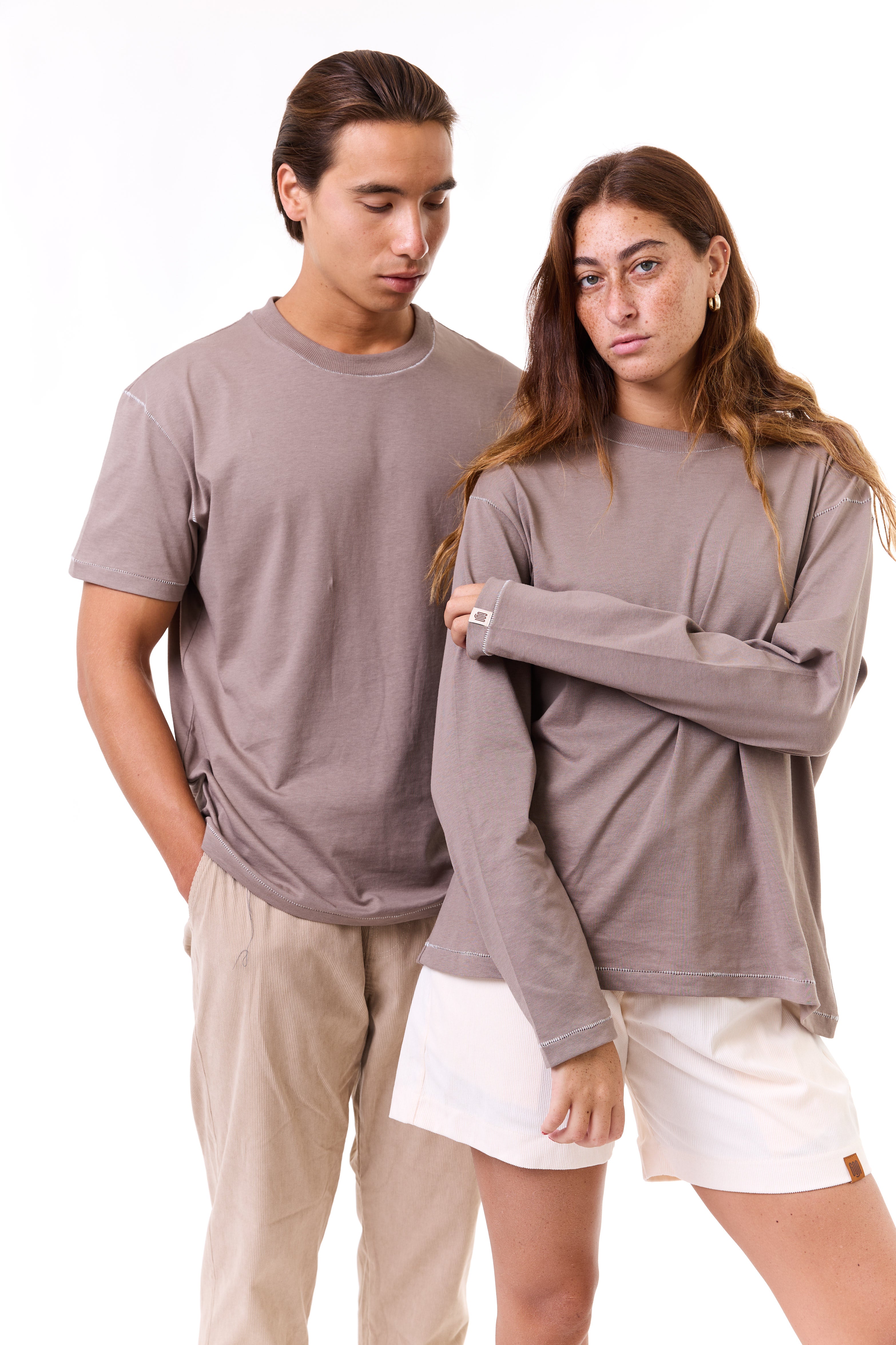 Camel - stitches t-shirt