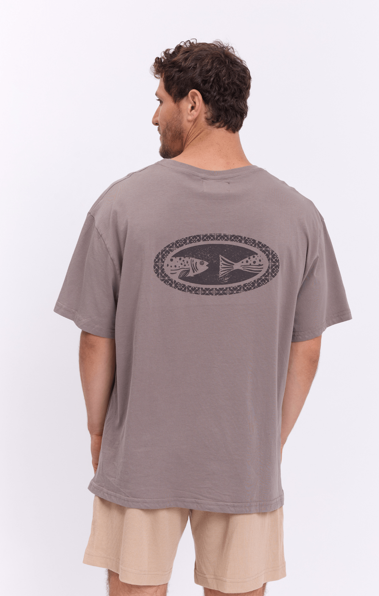 Oval fish - Oversize T-Shirt - GONSURFING