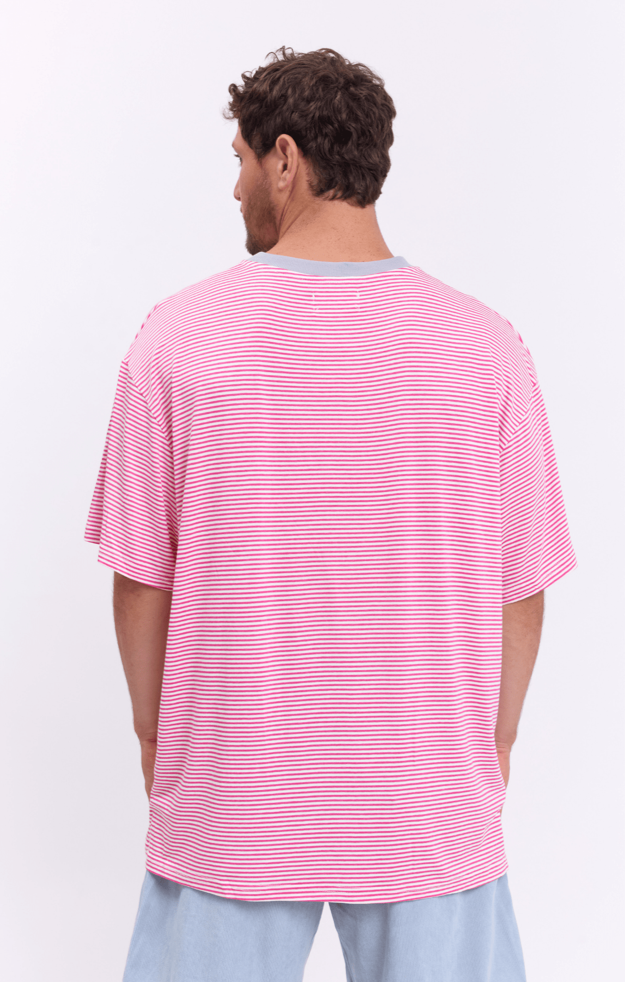 Pink Stripes - Oversize T-Shirt - GONSURFING