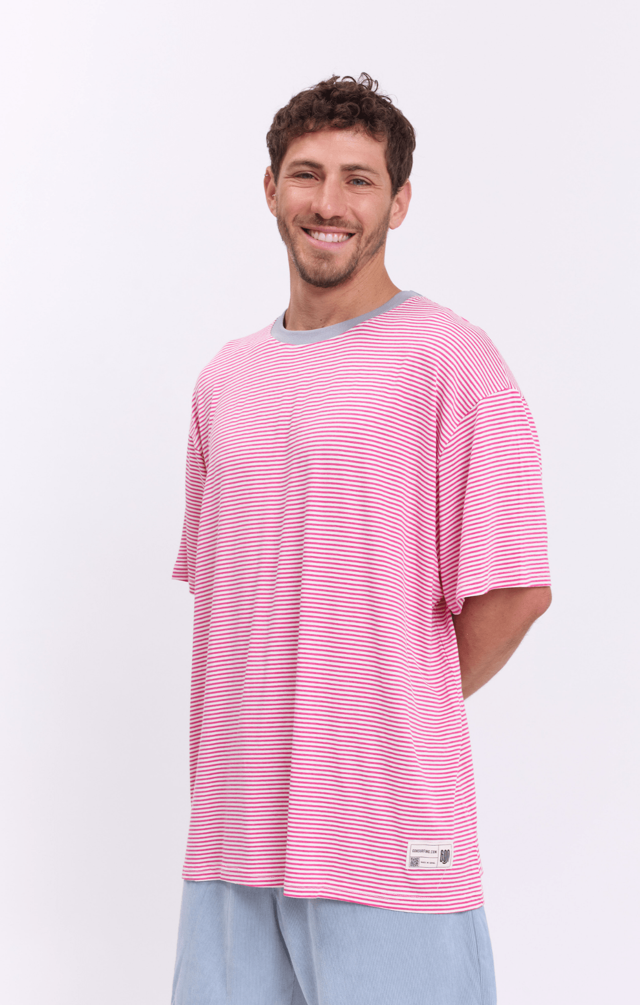 Pink Stripes - Oversize T-Shirt - GONSURFING