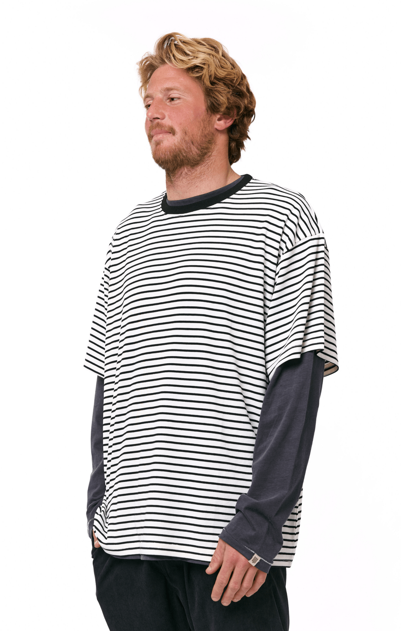 White & Black Stripes T-Shirt - GONSURFING