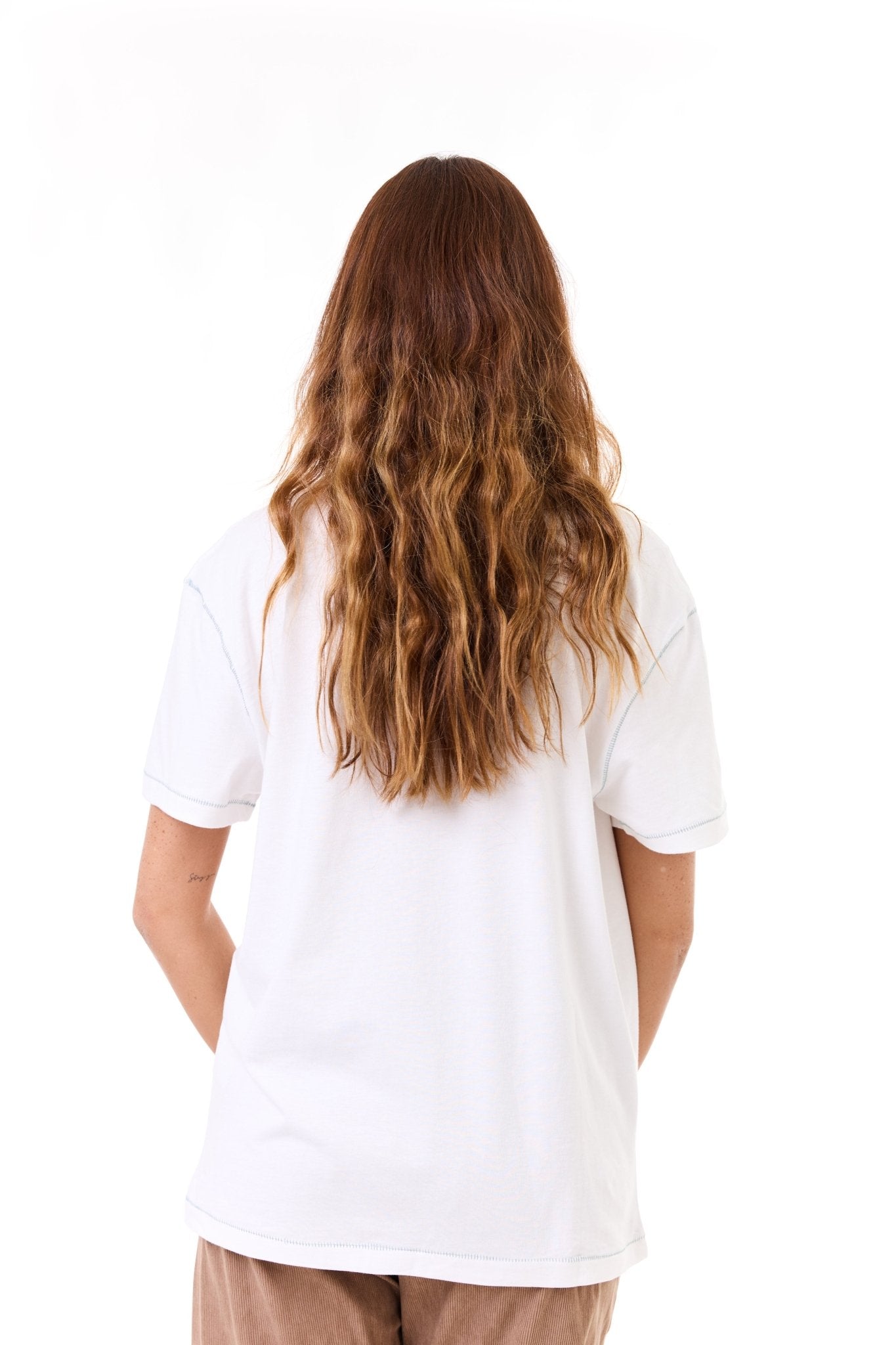 White - stitches t-shirt - GONSURFING