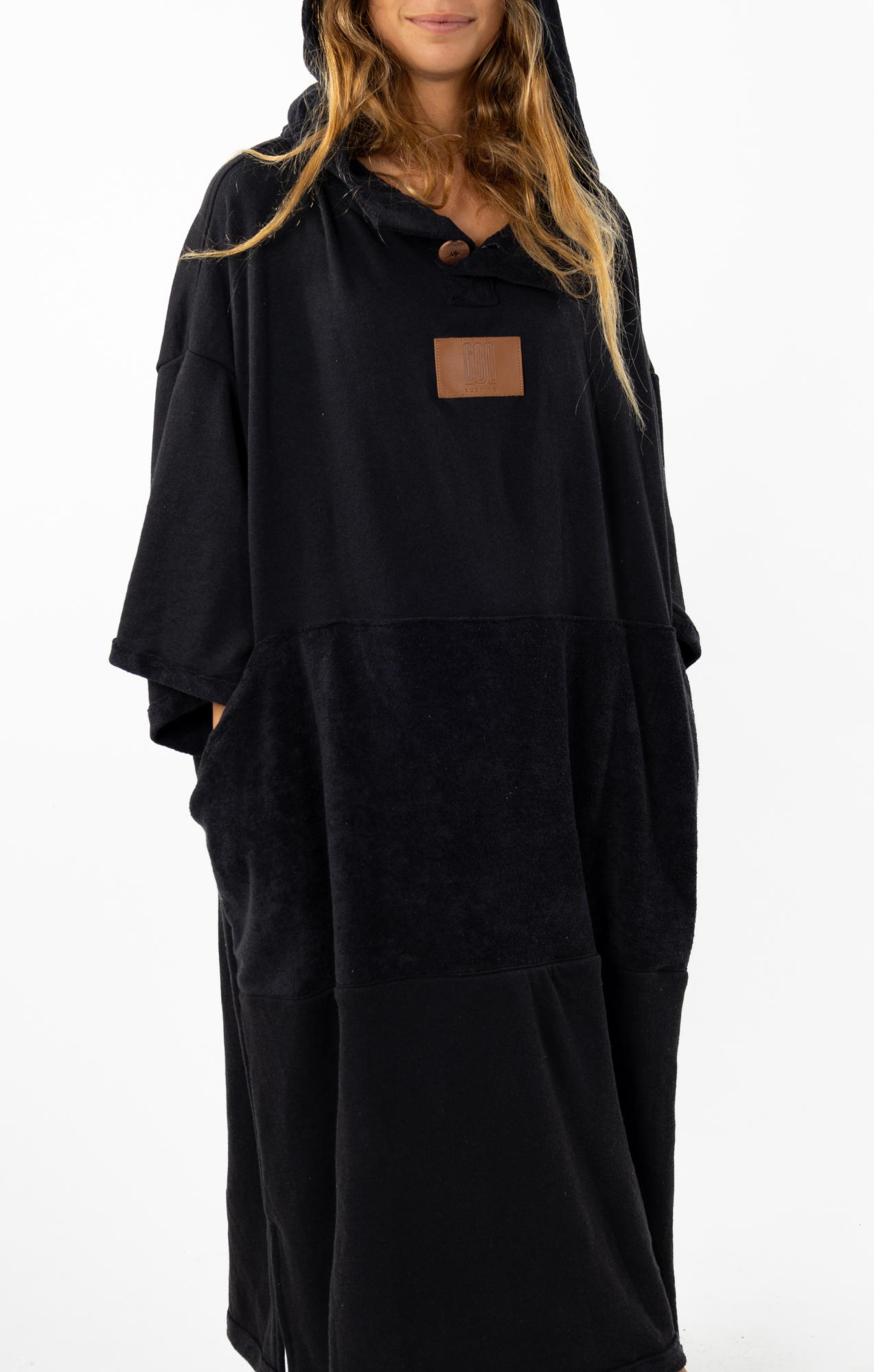 Black - Poncho