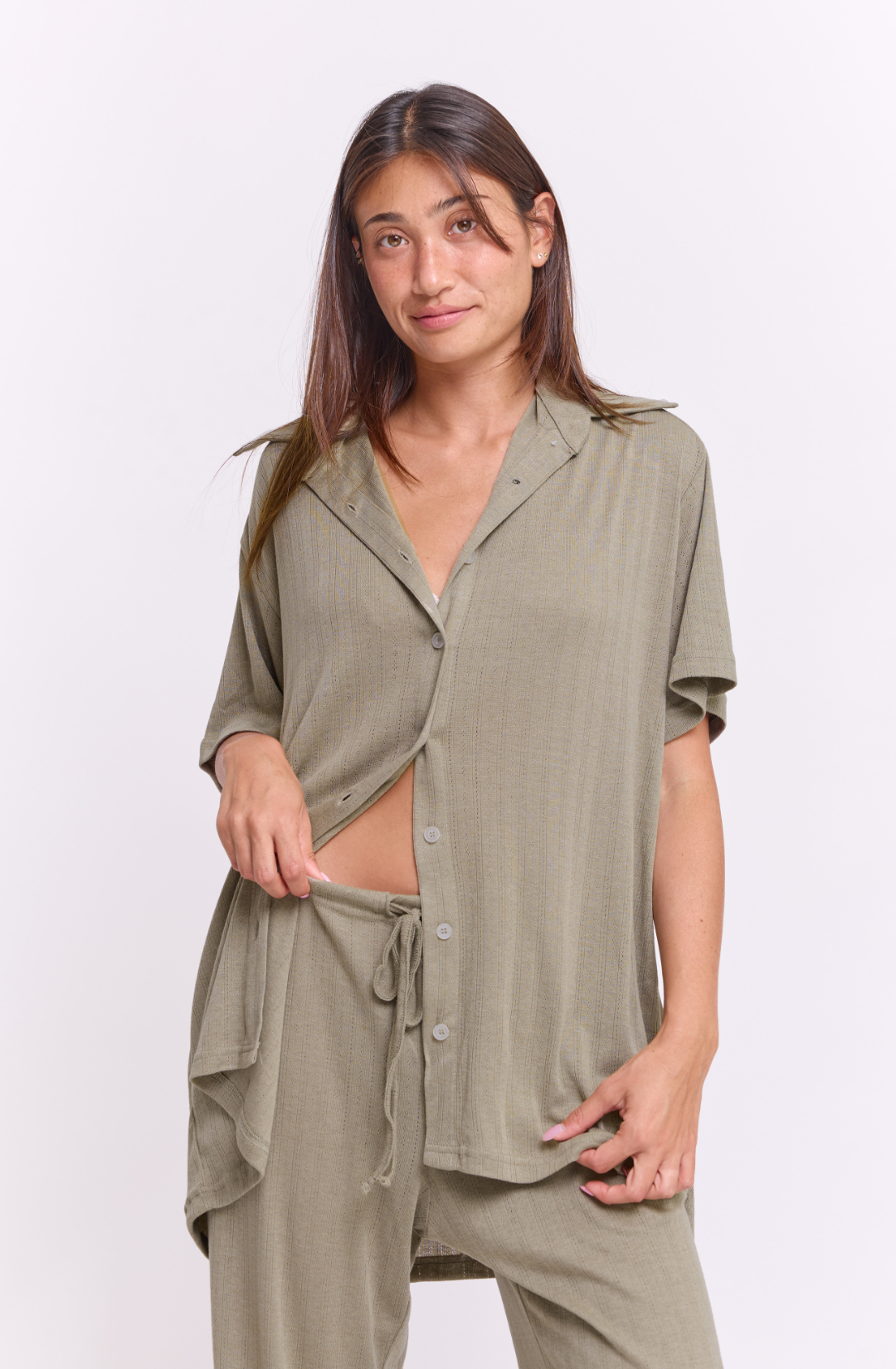Olive pointill- Buttoned shirt
