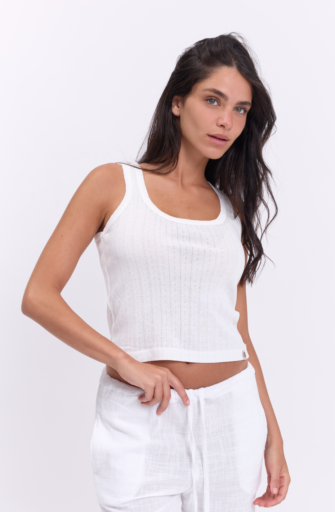 Tank top- off white pointeil