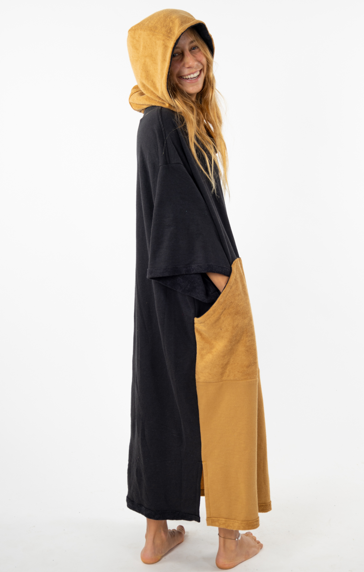 Black & Beige - Poncho