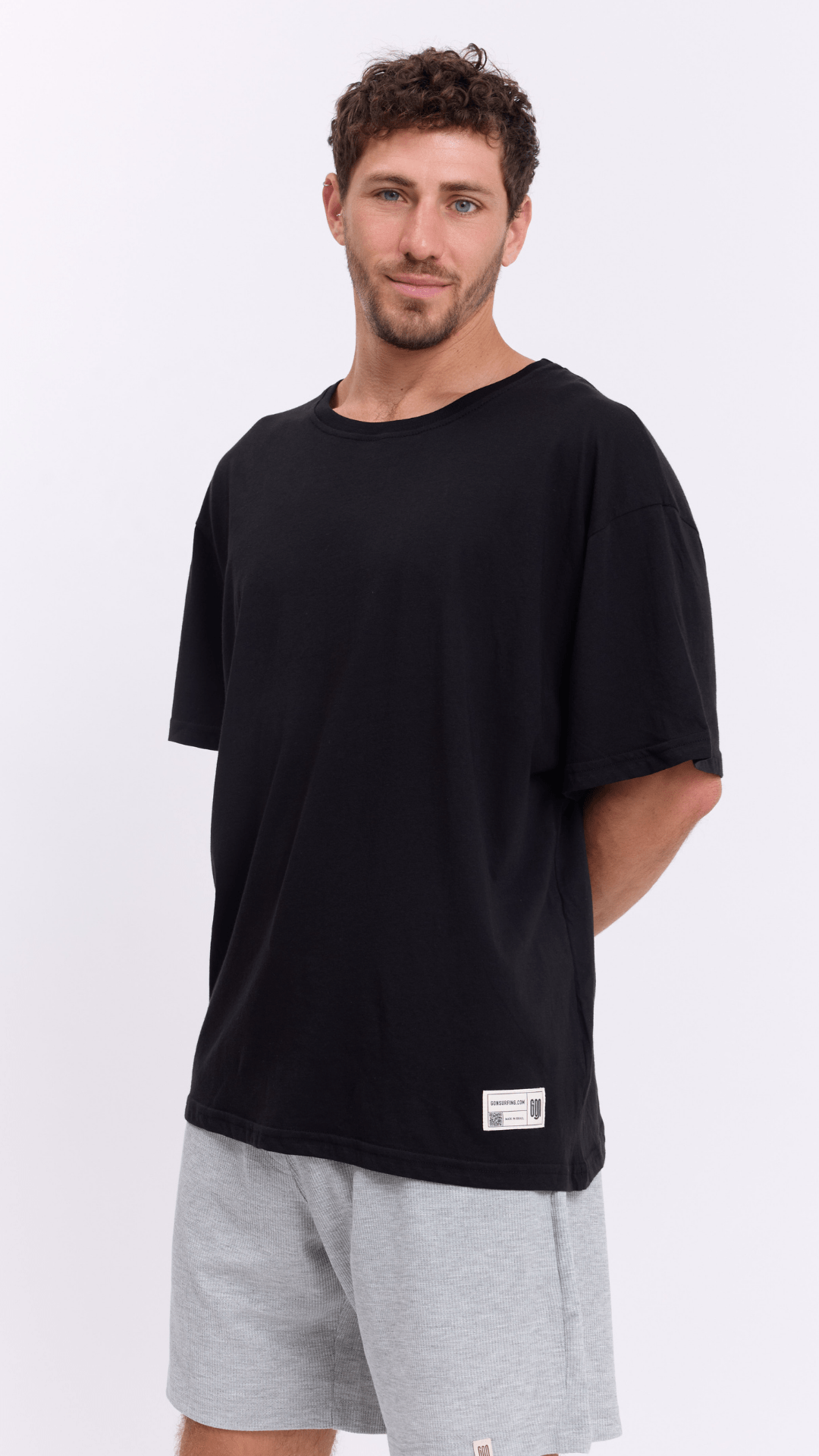 Basic Black - Oversize T-Shirt - GONSURFING