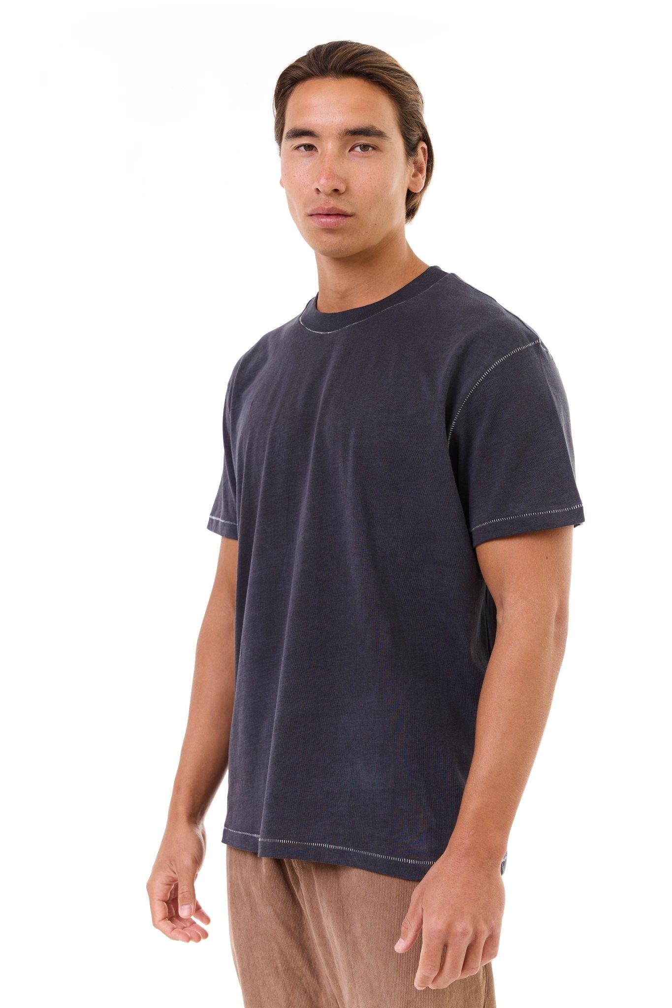 Black wash - stitches t-shirt - GONSURFING