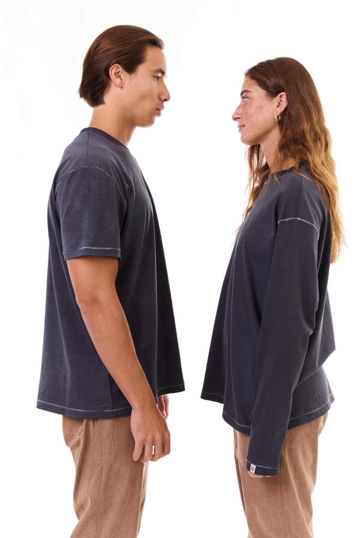 Black wash - stitches t-shirt - GONSURFING