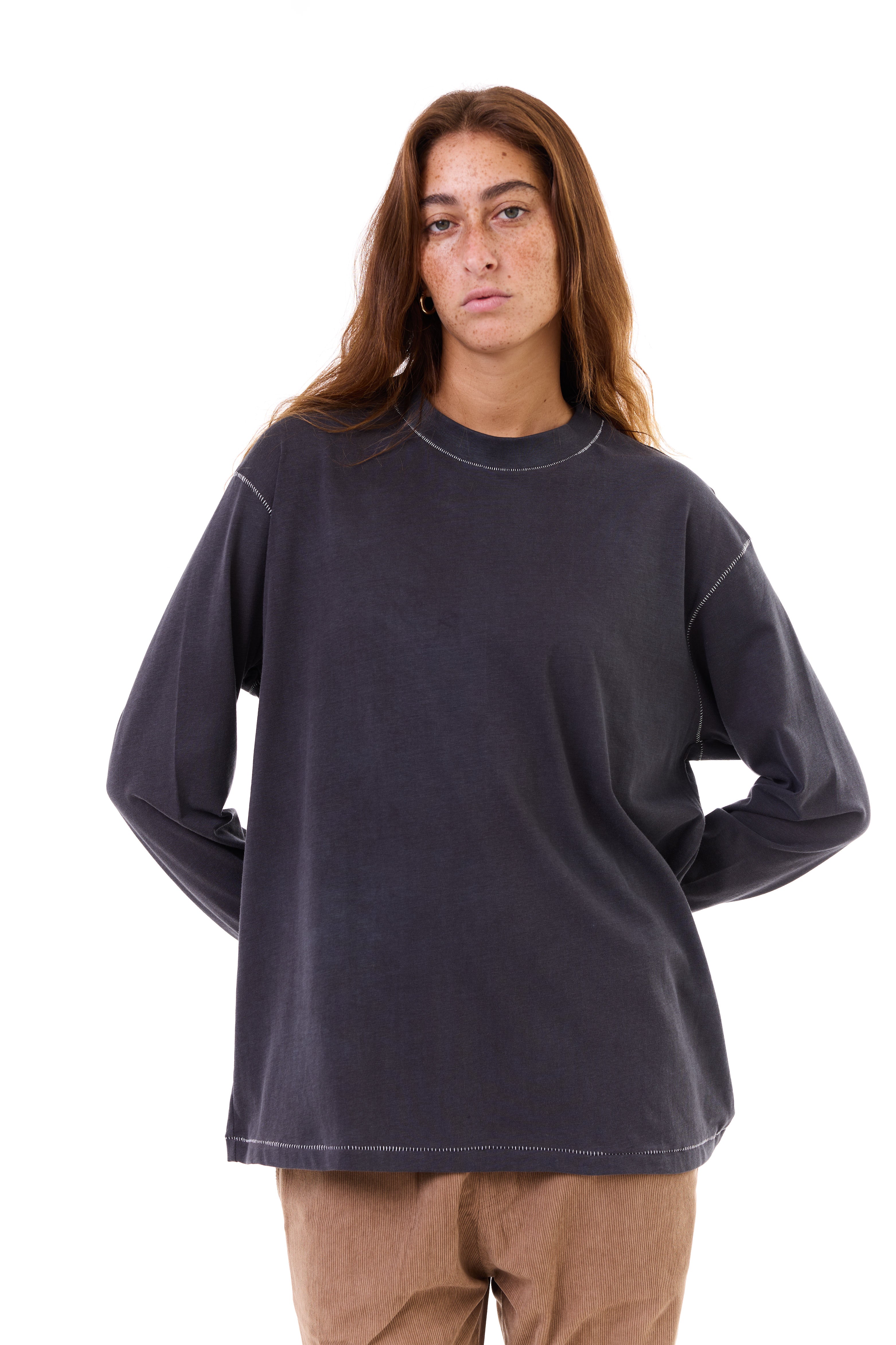 Black wash - stitches long sleeves