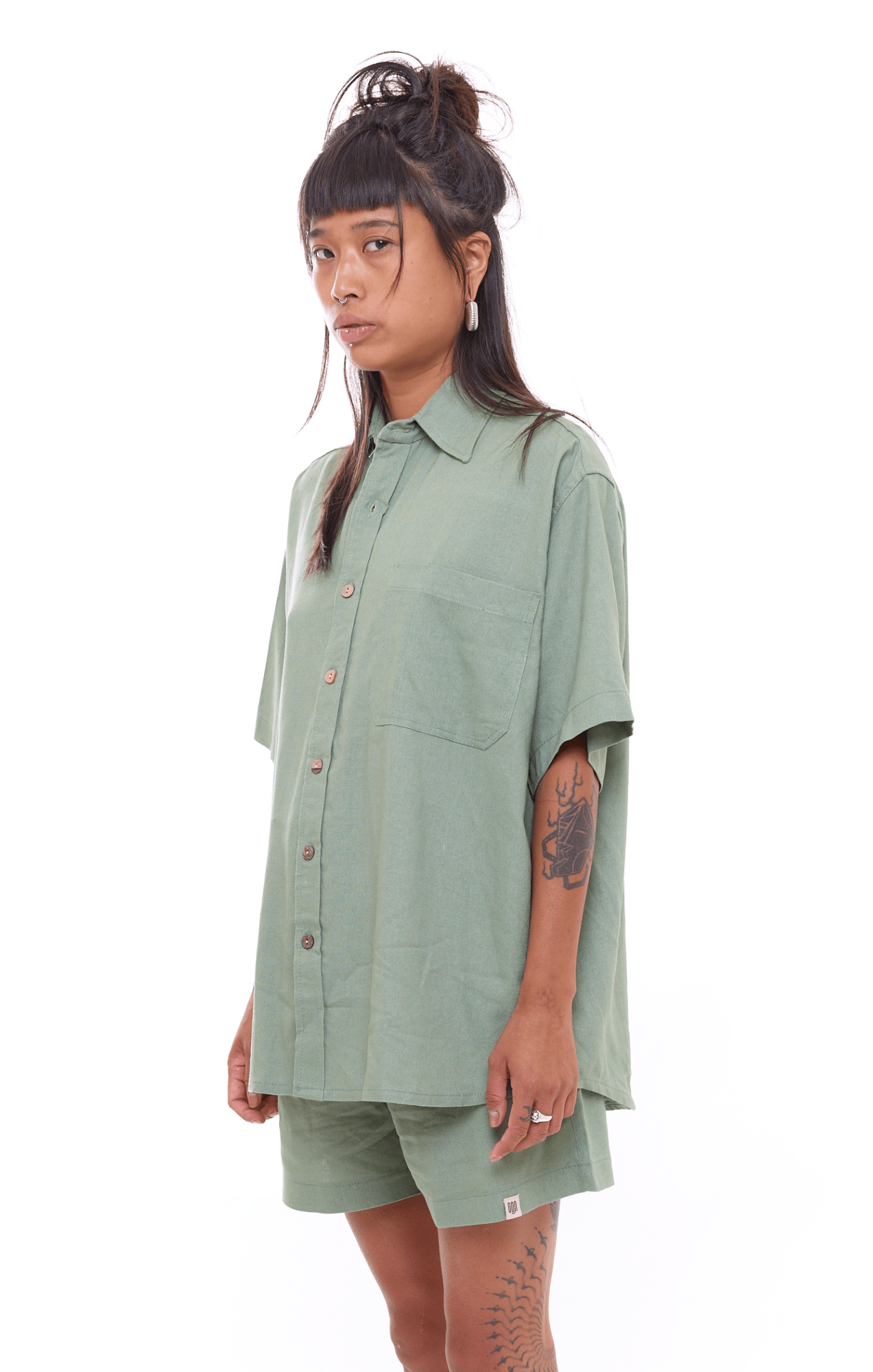 Green - Unisex Oversize Linen Shirt - GONSURFING