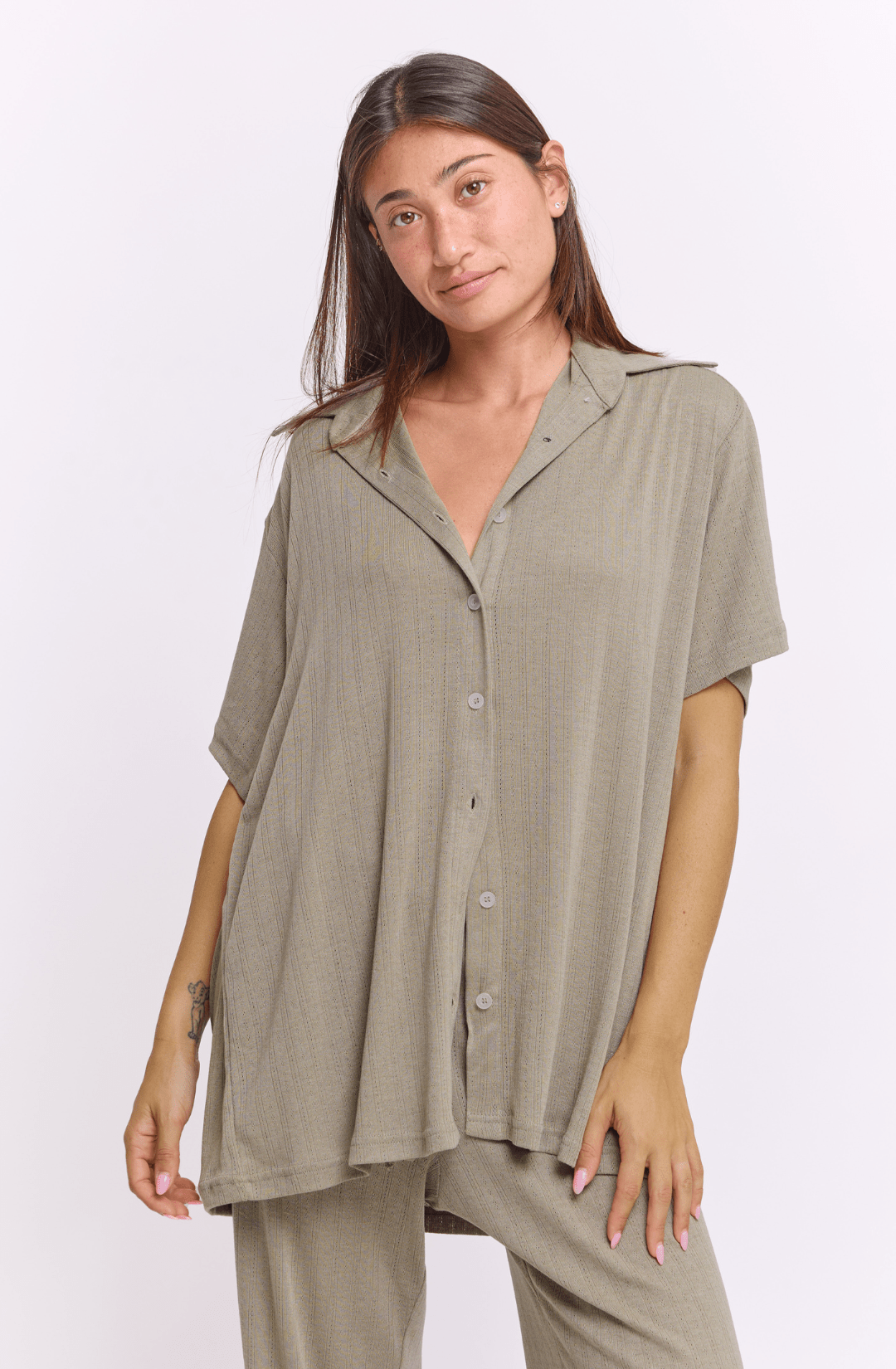 Olive pointill - Buttoned shirt - GONSURFING