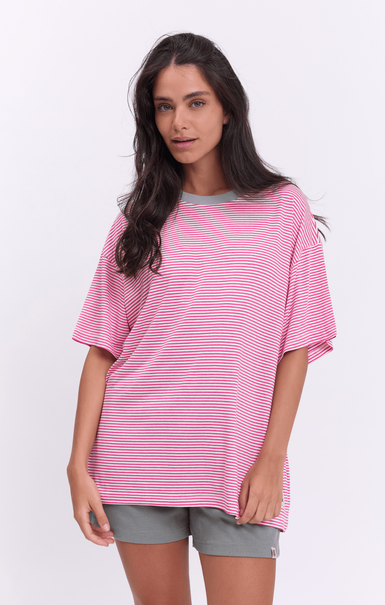 Pink Stripes - Oversize T-Shirt - GONSURFING